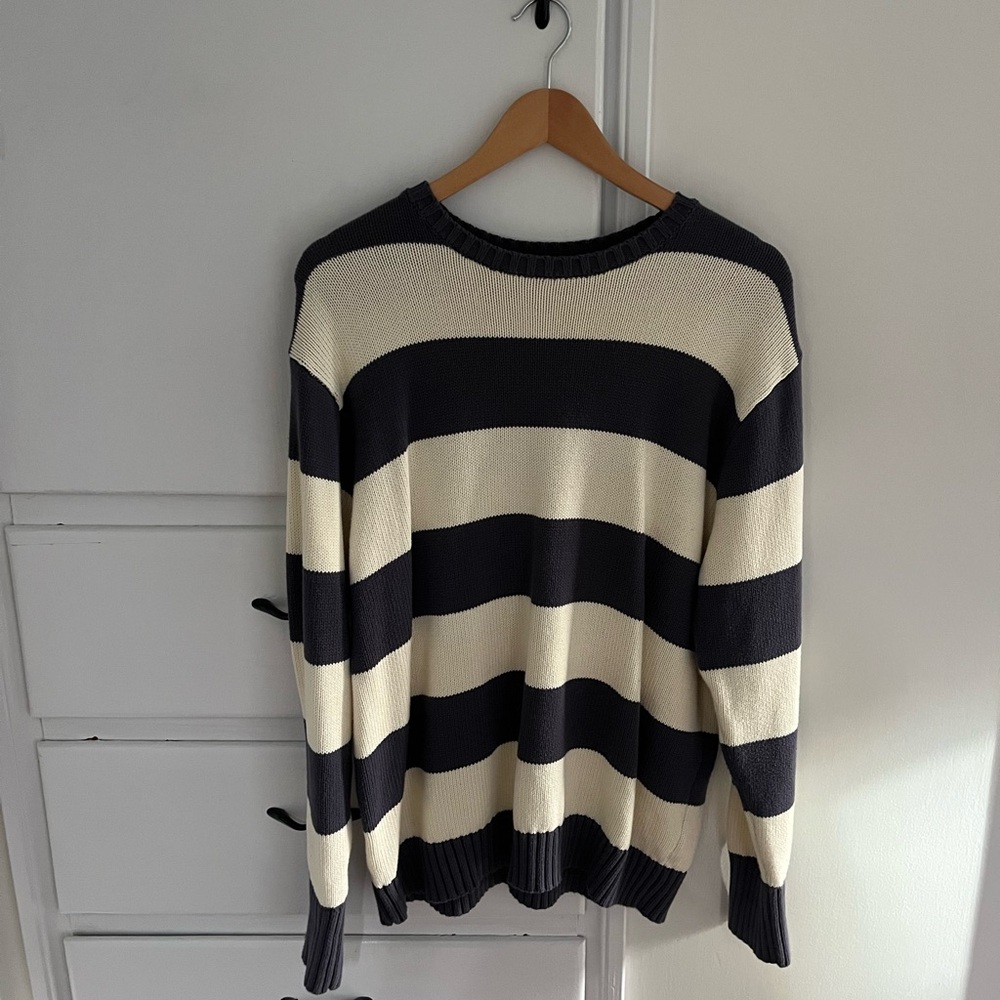 Brandy Melville Sweater